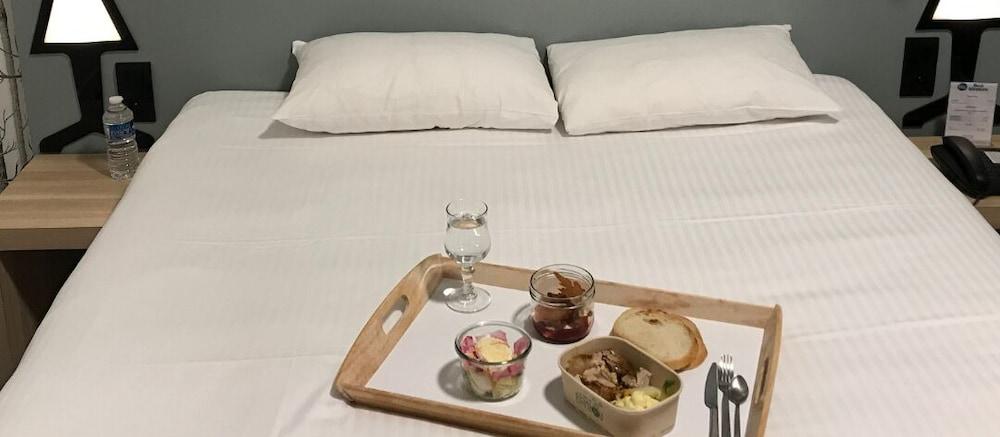 Best Western Hotel De Paris Laval  Bagian luar foto