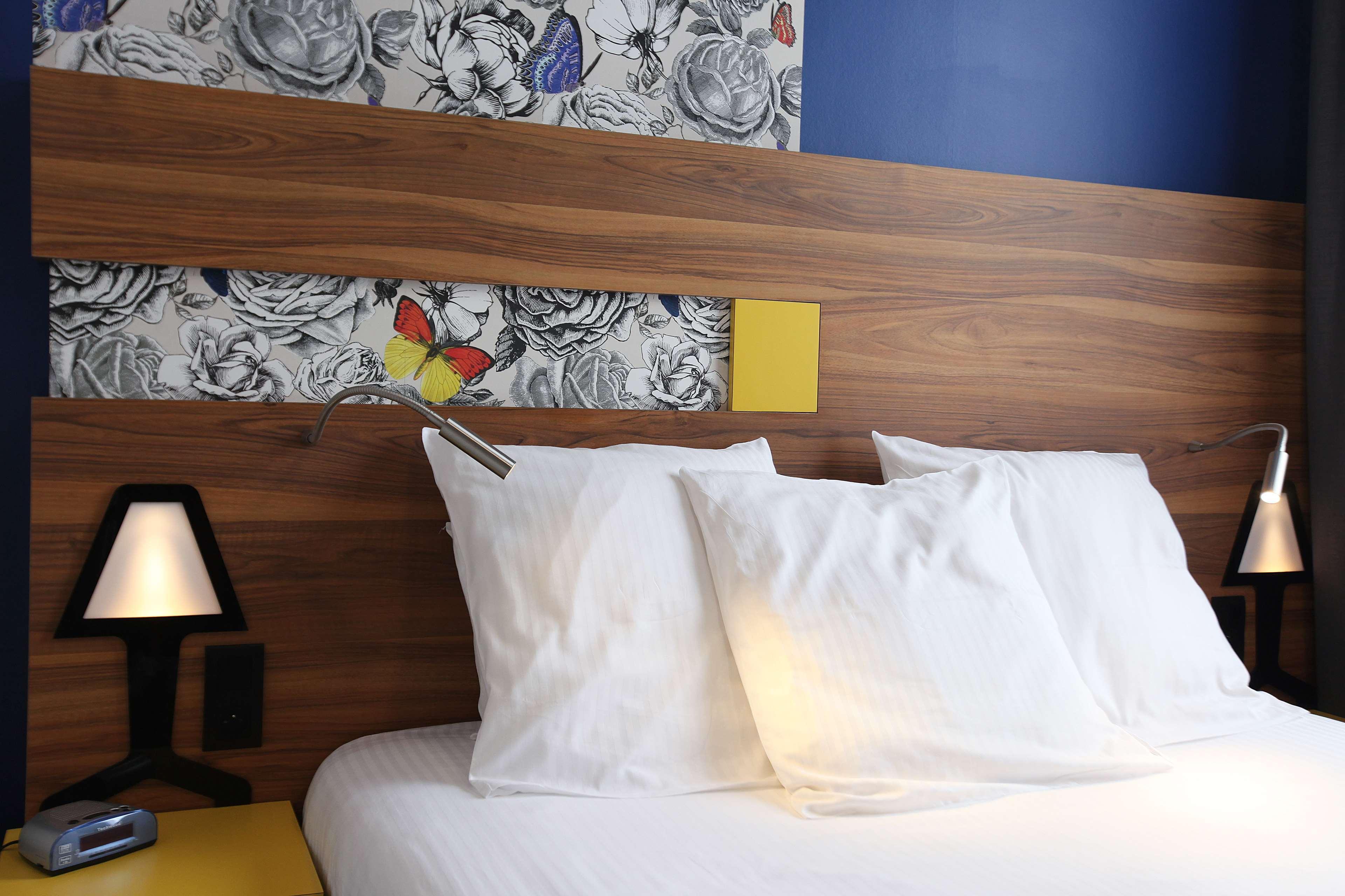 Best Western Hotel De Paris Laval  Bagian luar foto