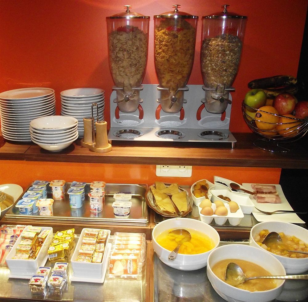 Best Western Hotel De Paris Laval  Bagian luar foto